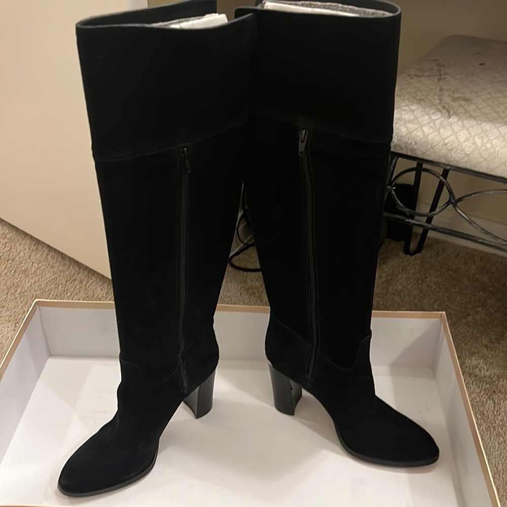 Black Michael kors suede knee high boot size 10M